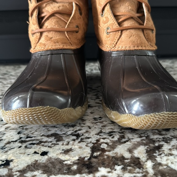 Sperry Boots - Picture 3 of 9